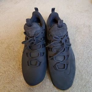 Lebron James Sneakers